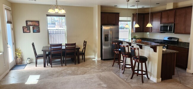 Foto del edificio - 2490 W Pollo Cir