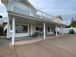 Building Photo - 1021 Tuxedo Dr
