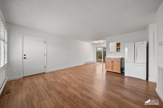 Building Photo - 4207 Hayes St