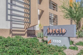 Building Photo - The Loreto Apartments