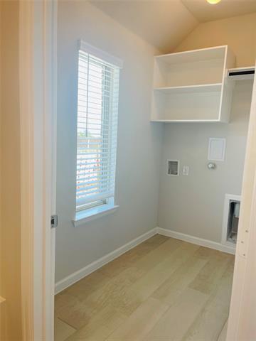 Foto del edificio - 2222 Rothbury Dr