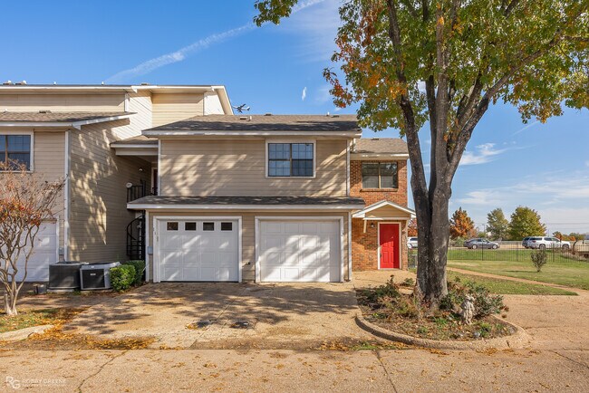 Foto del edificio - 12 Meadow Creek Dr