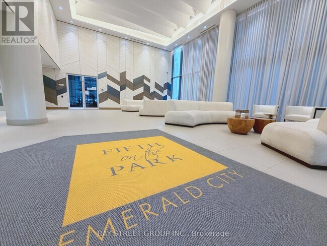 Building Photo - 50 Forest Manor Rd