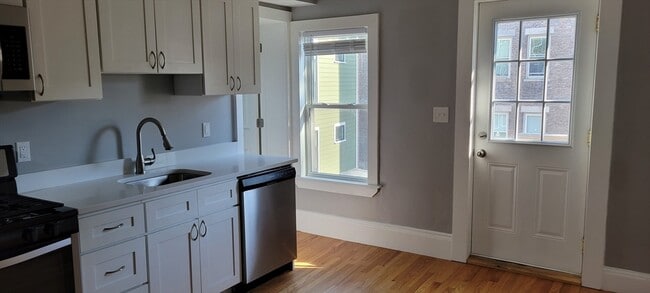 Building Photo - 1 Mount Pleasant Pl
