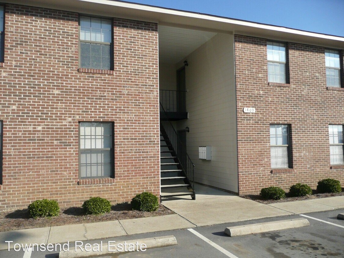 Primary Photo - 1 br, 1 bath House - 1401C Ireland Dr