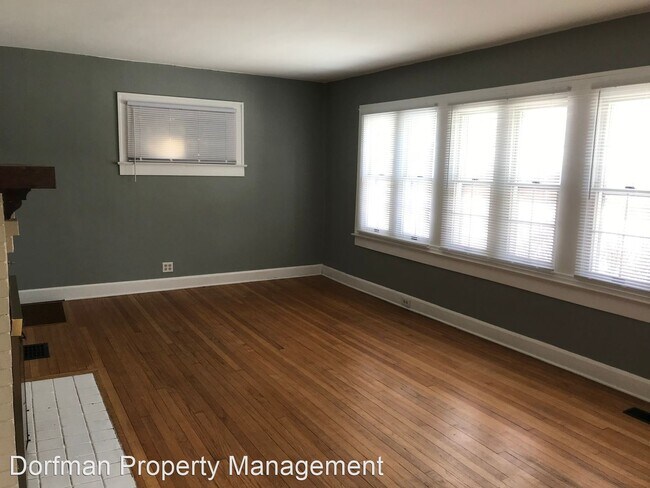 Building Photo - 2 br, 1 bath House - 302 N KENYON ST
