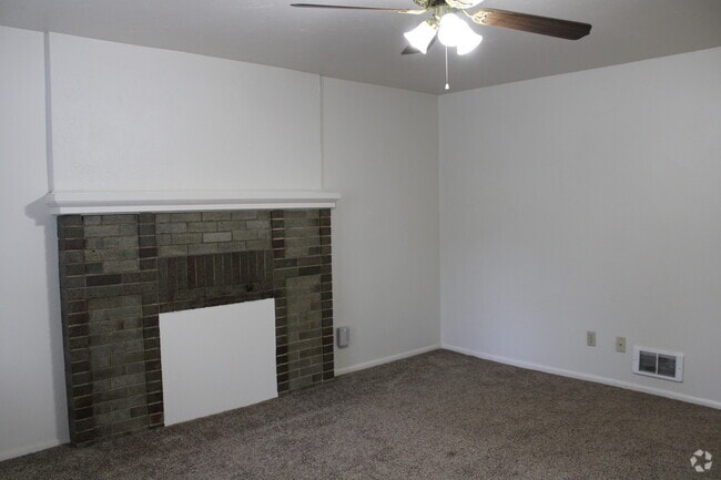 Building Photo - 372 I St