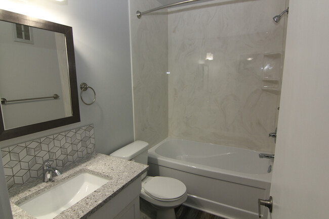 Bathroom - Glengordon Apartments