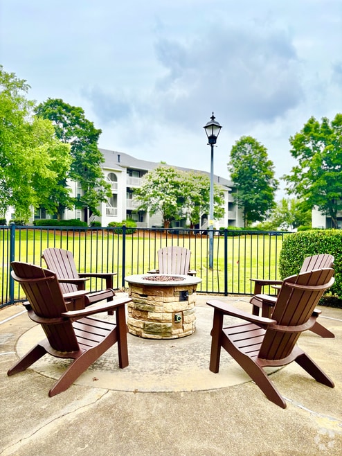 Building Photo - Gleneagle Apartments