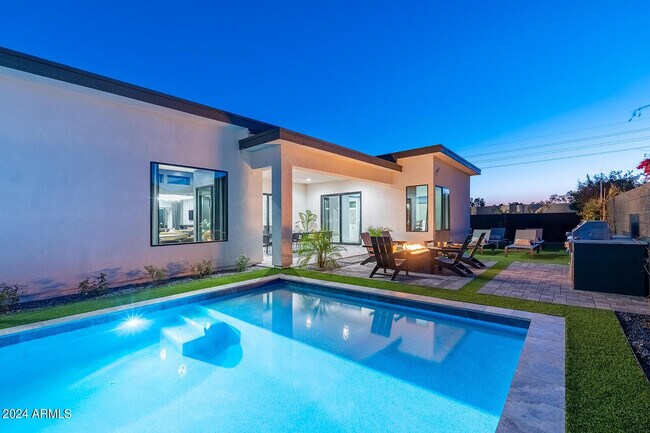 Foto del edificio - 13696 N 88th Pl