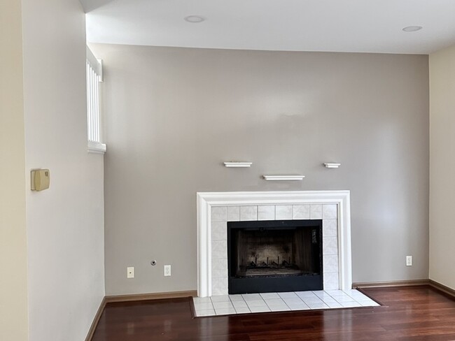 Foto del edificio - 14263 S Napa Cir