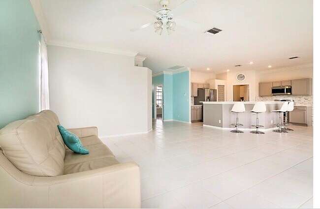 Foto del edificio - 1422 Fairway Cir