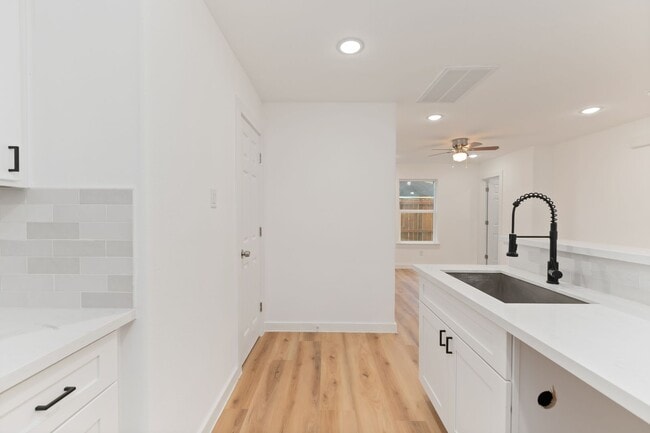 Building Photo - ? Spacious 4BR / 3.5BA Single-Family Home – Move-In Ready! ?