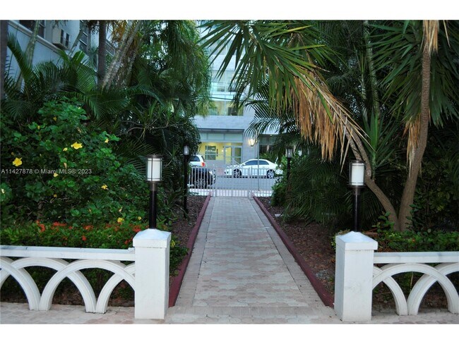 Foto del edificio - 215-230 30th St