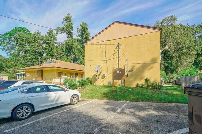 Foto del edificio - 658 Liberty St