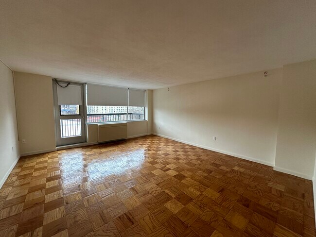 Foto del edificio - 75 Monmouth St