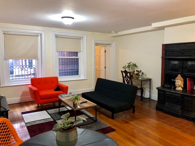 Foto del edificio - 109 Beacon St