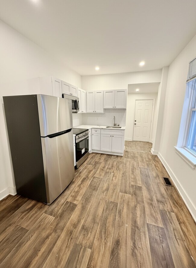 Foto del edificio - 2072 Pickwick St