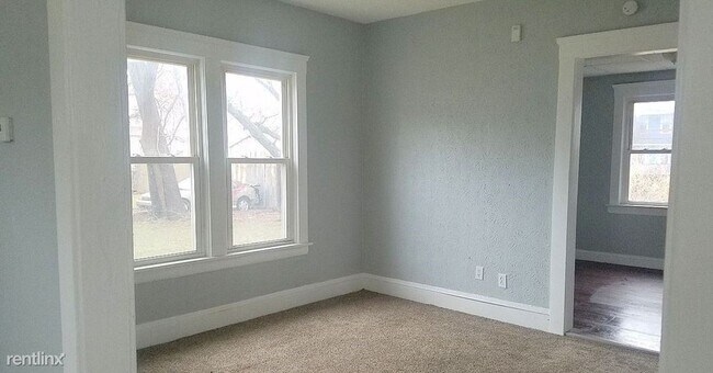 Foto del edificio - 3 br, 1 bath House - 7805 Myron Ave