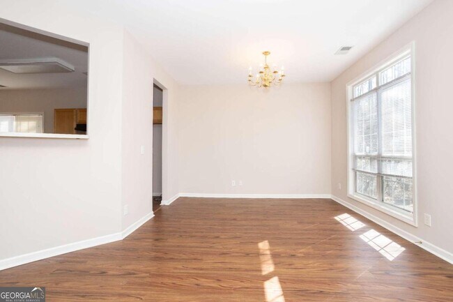 Foto del edificio - 109 Weatherstone Dr