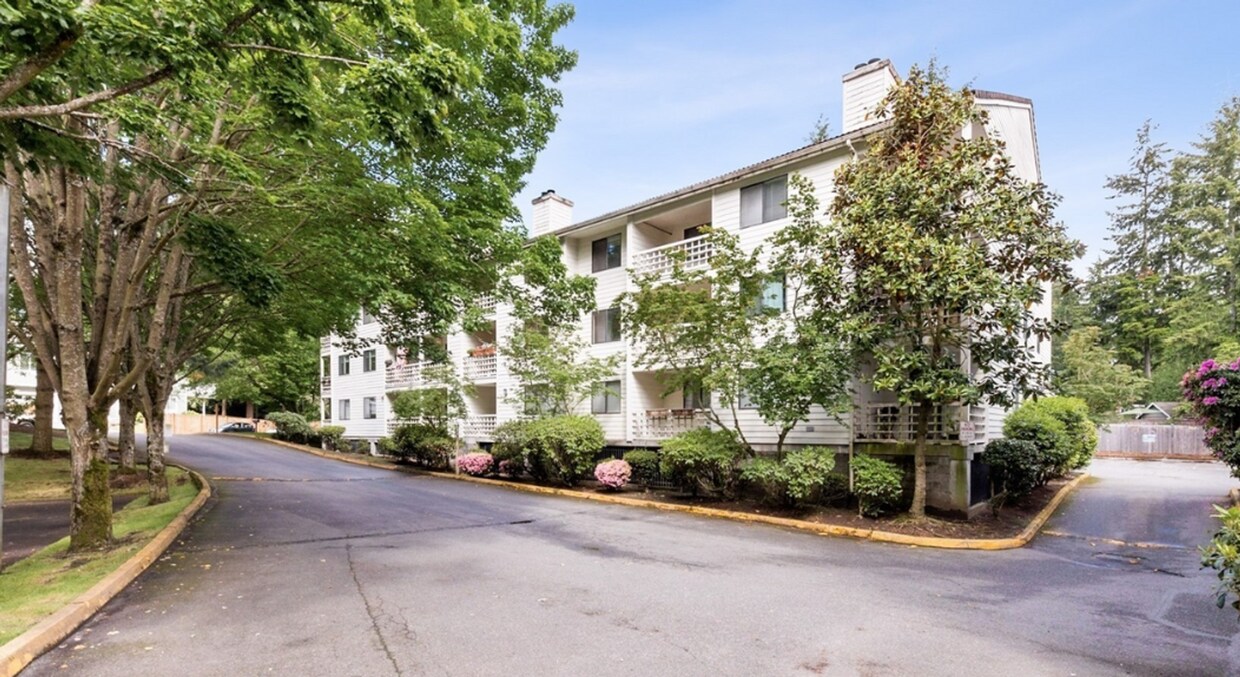 Primary Photo - Lovely 1bd Condo Available in Shoreline w/...