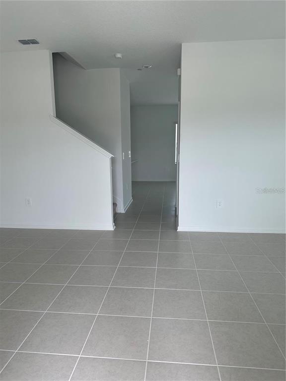 Building Photo - 1987 Stake Out Wy