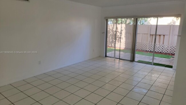 Building Photo - 4410 NW 79th Ave