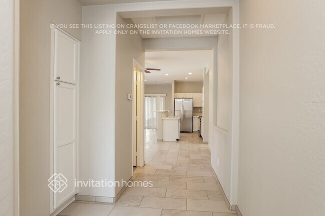 Building Photo - 5210 W Desert Hills Dr