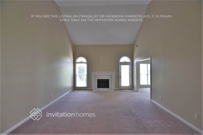 Building Photo - 30 Rosemoore Dr