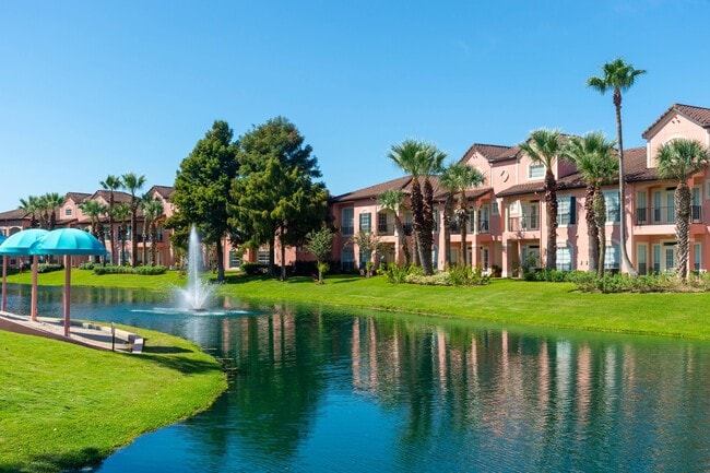 Lakeview | Las Palmas | Clear Lake, Texas - Las Palmas