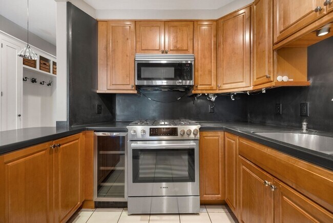 Foto del edificio - 1011 Beacon St