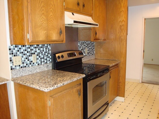 Building Photo - 1117 Kottinger Dr