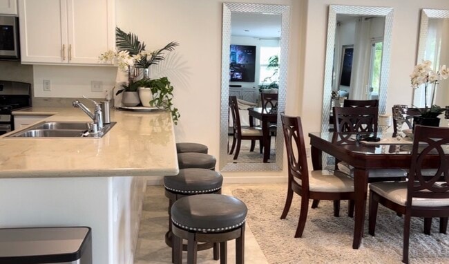 Building Photo - 91-1350 Kilipue St