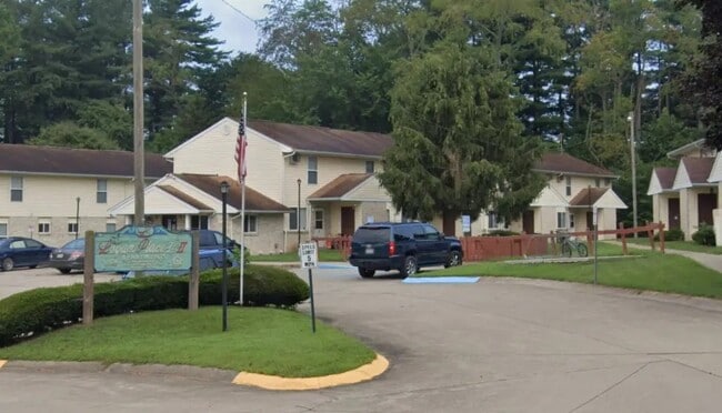 Building Photo - 1008 Hayden Pl