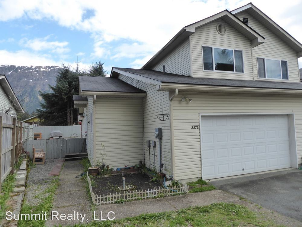 Primary Photo - 3 br, 2.5 bath House - 3376 Park Place
