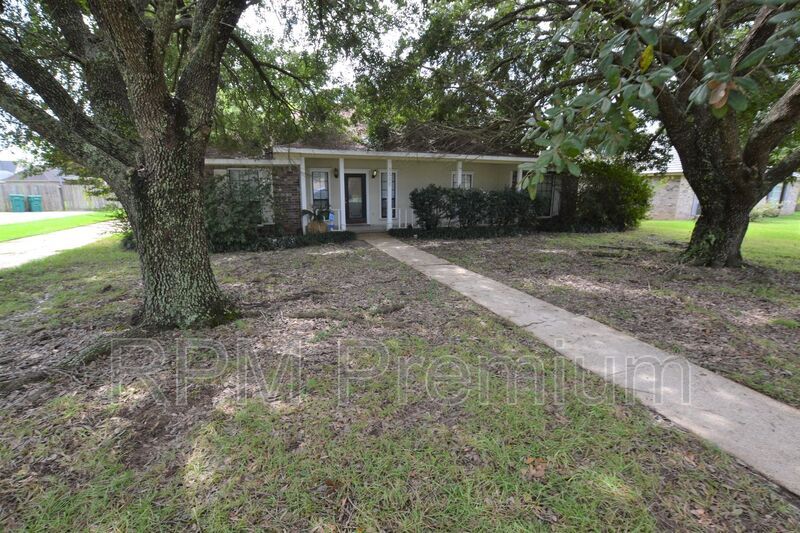 3332 Ash St, Zachary, LA 70791 House Rental in Zachary, LA
