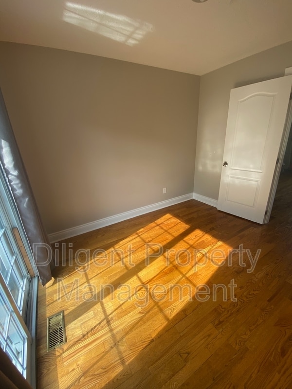 Building Photo - 1260 Pulpit Rd