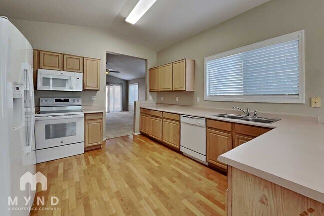 Foto del edificio - 3310 W Tina Ln