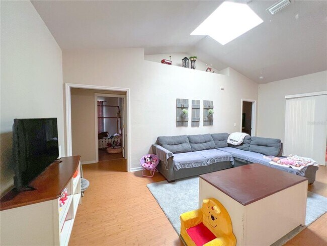 Foto del edificio - 4332 NW 34th Dr