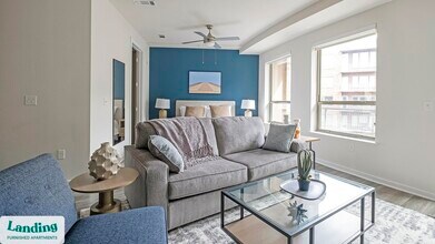 Building Photo - 825 Usener St