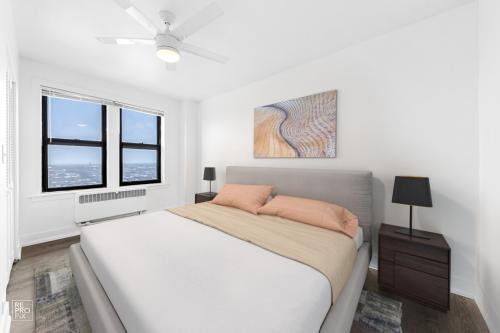 Foto del edificio - 6230 N Kenmore Ave