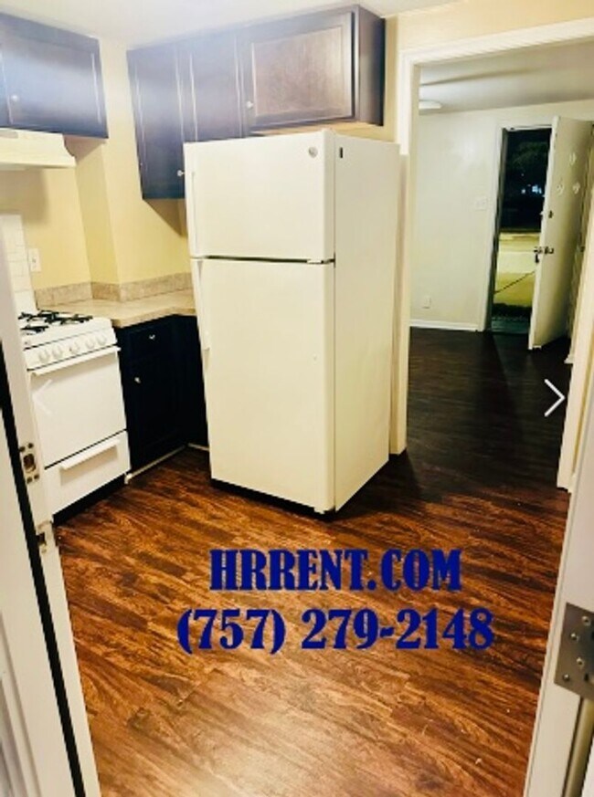 Building Photo - Adorable 2 Bedroom 1 Bath Single Family Home located in the heart of Portsmouth VA!