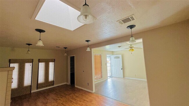 Building Photo - 2851 Wuthering Heights Dr