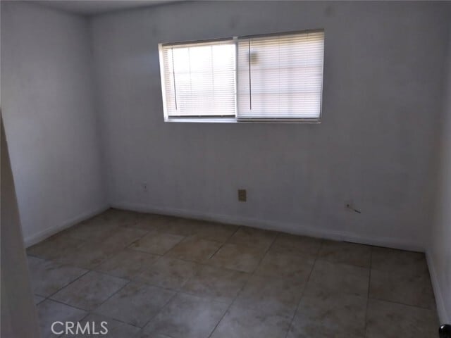 Building Photo - 523 31st St