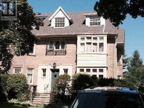 Building Photo - 20 Glengrove Ave W
