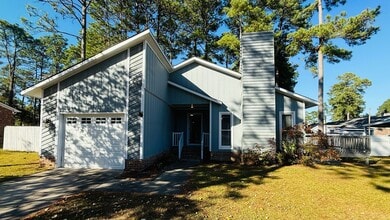 Building Photo - 7304 Avila Dr Building Photo - 7304 Avila Dr