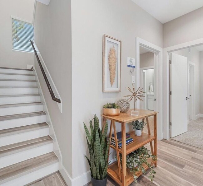 Foto del edificio - Luxury New Construction Home for Lease – Easter Jensen Area, North Houston