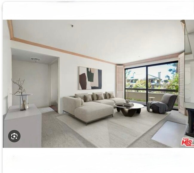 Building Photo - 1515 S Beverly Dr