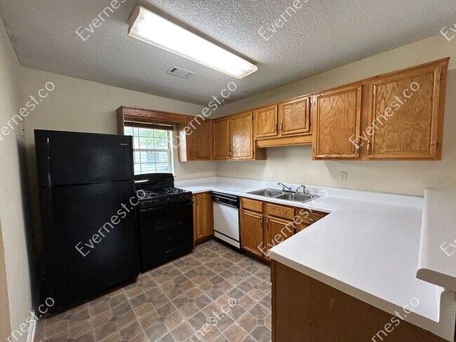 Foto del edificio - 1488 Cain Ct