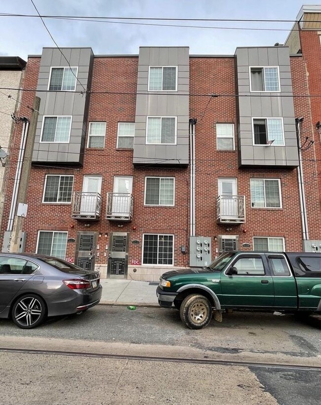 Photo - 615 N 11th St Apartment